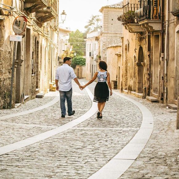 Meet your Posher, Luana - Picture 1 of 1